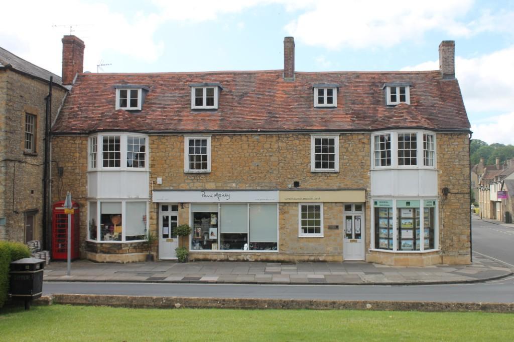 Digby Road, Sherborne DT9 2 bed apartment to rent £890 pcm (£205 pw)