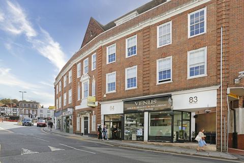 Office to rent, 84 North Street, Guildford, GU1 4AU