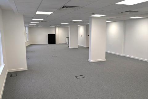 Office to rent, 84 North Street, Guildford, GU1 4AU