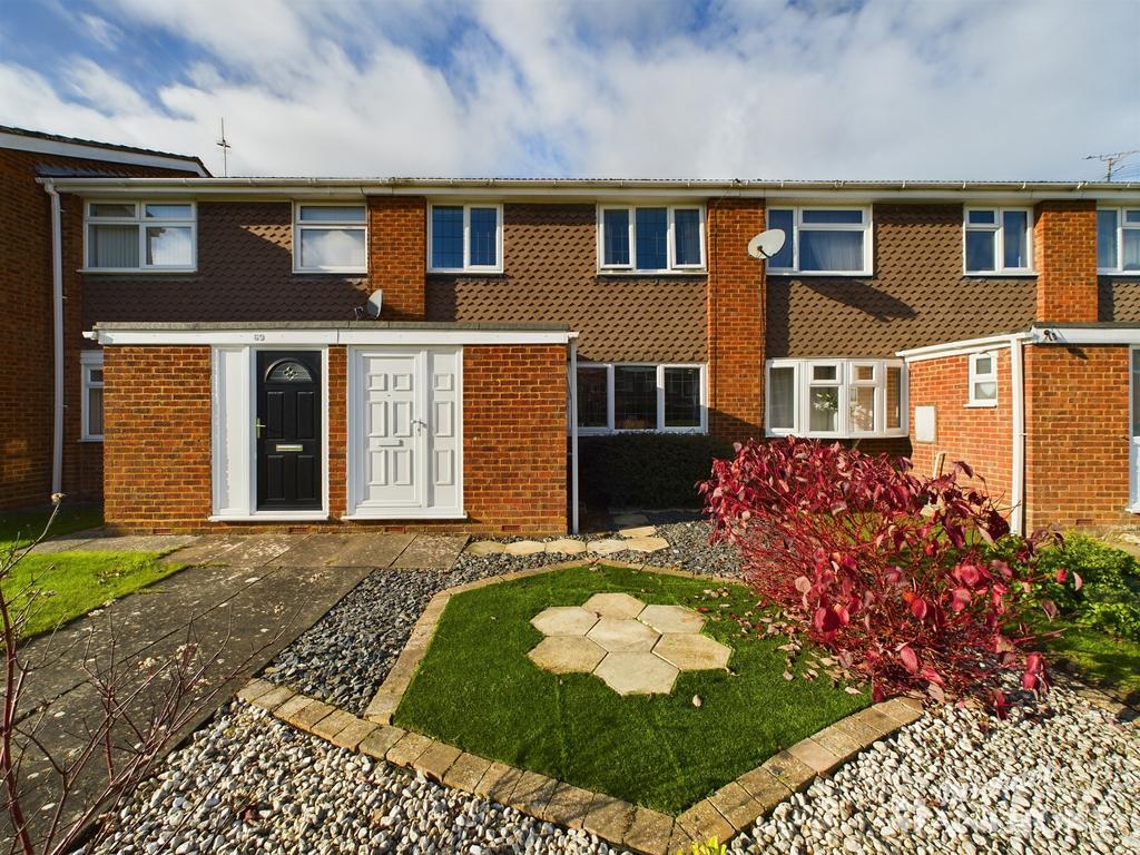 Leighton Buzzard LU7 3 bed terraced house for sale £355,000