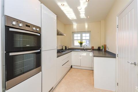 3 bedroom detached house for sale, Gernant, Old Colwyn, Colwyn Bay, Conwy, LL29