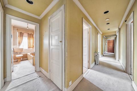 3 bedroom apartment for sale, College Crescent, Swiss Cottage, NW3