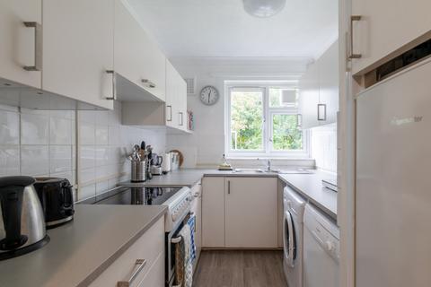 undefined, Flat   Atney Road, London SW15