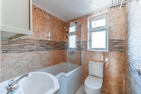 56 Isham Road, London, SW16 4TJ