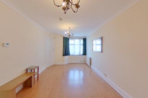 2 bedroom terraced house for sale, Fairholme Crescent, Hayes UB4