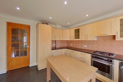 5 Fairholme Crescent, Hayes, UB4 8QS