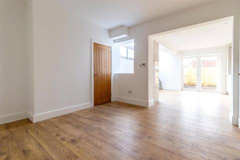 3 bedroom terraced house for sale - Old Town, Swindon SN1