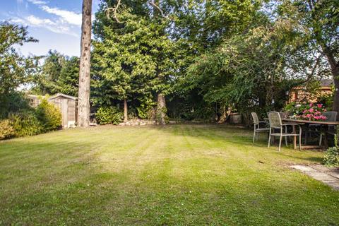 29 Holmlea Road, Goring, Reading, RG8 9EX
