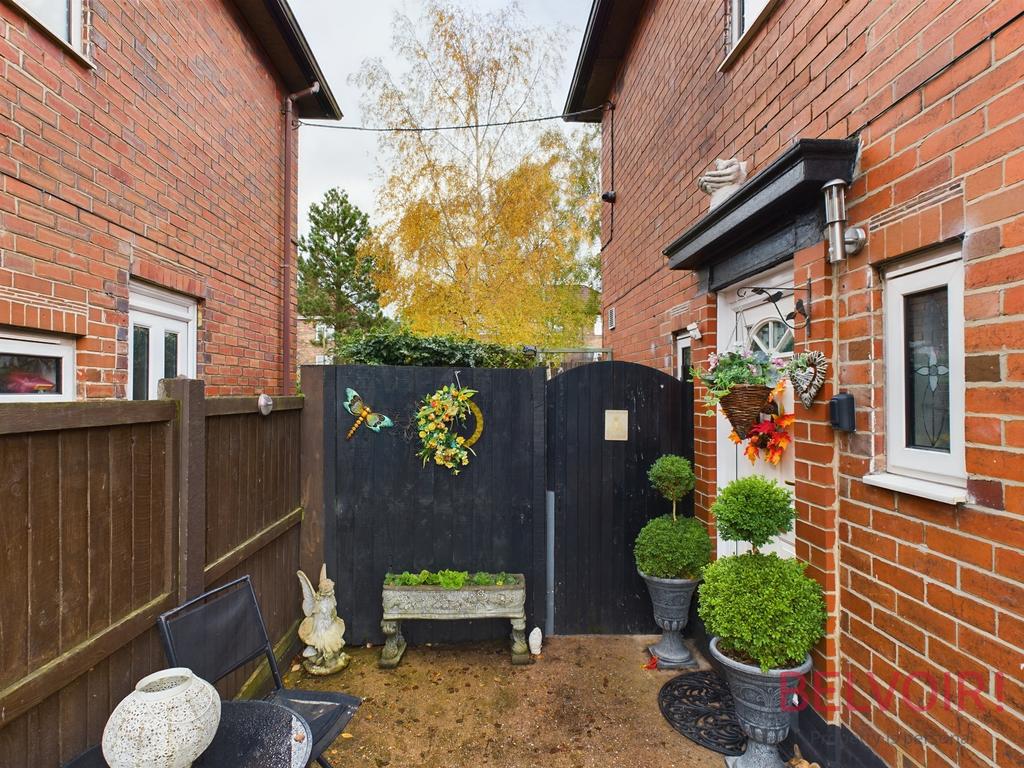 Bryant Road, Abbey Hulton, StokeonTrent, ST2 3 bed semidetached