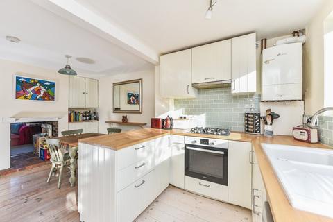3 bedroom terraced house for sale - Butts Road, Alton, Hampshire