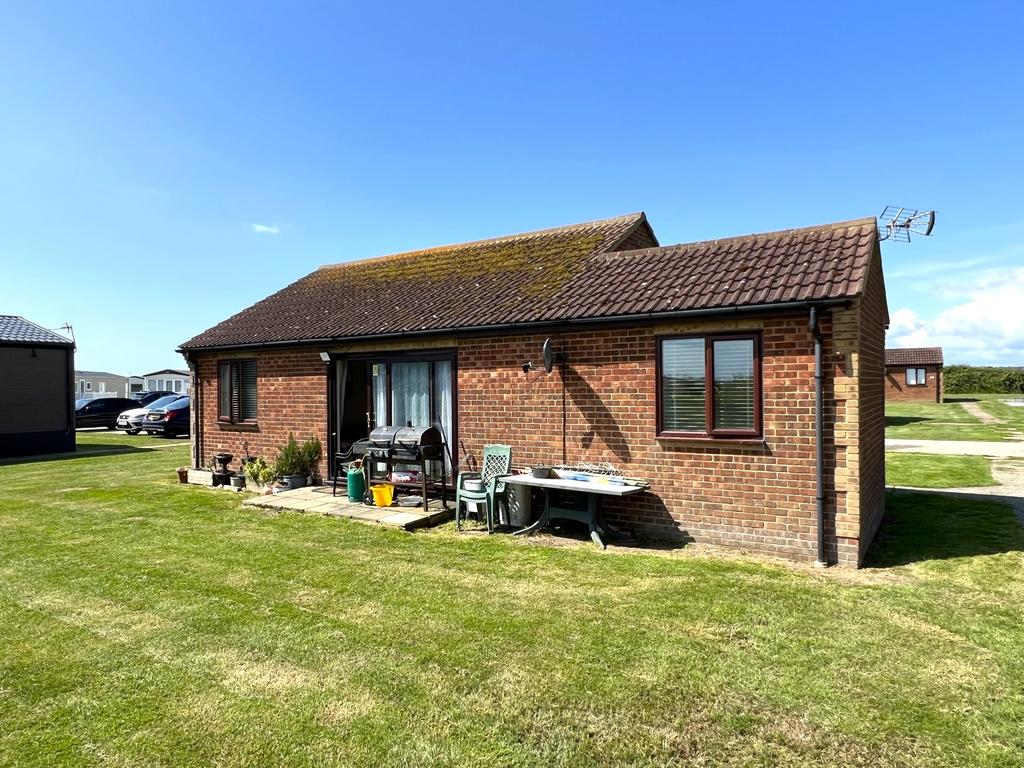 New Lydd Road, Camber TN31 3 bed detached house for sale £54,995
