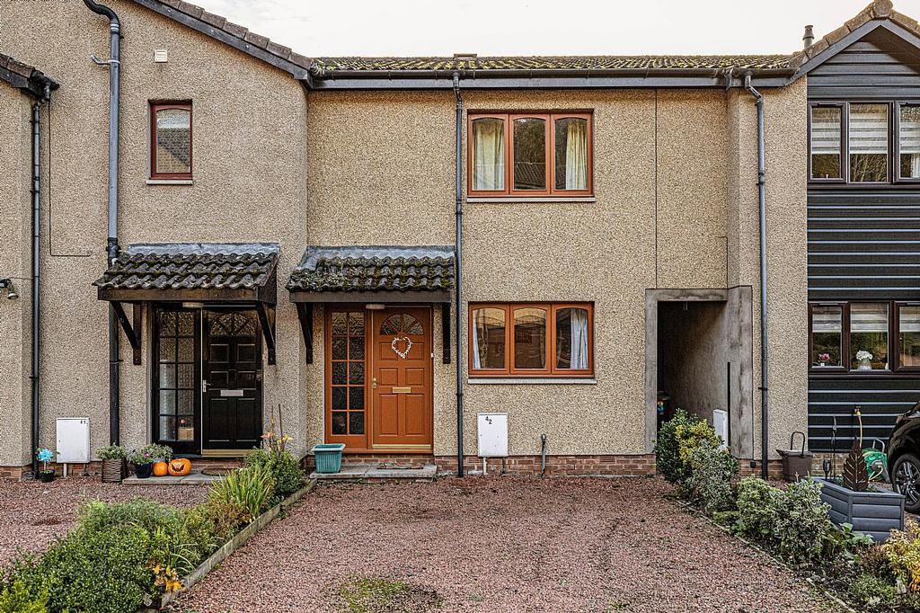 42 Glenfield Road East, Galashiels TD1 2UE 2 bed terraced house for