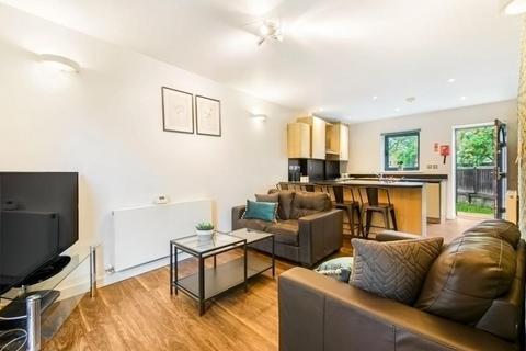 1 bedroom in a house share to rent, Meanwood Road, Leeds