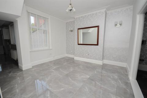 2 bedroom terraced house for sale - Wharton Street, South Shields