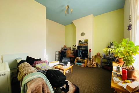 5 bedroom property for sale, Albert Road, Blackpool, FY1