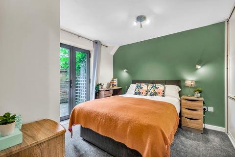 undefined, Cross Granby Terrace, Leeds