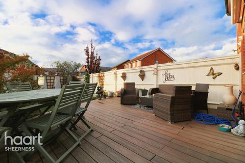 15 Larch End, Minster On Sea, Sheerness, ME12 3FJ