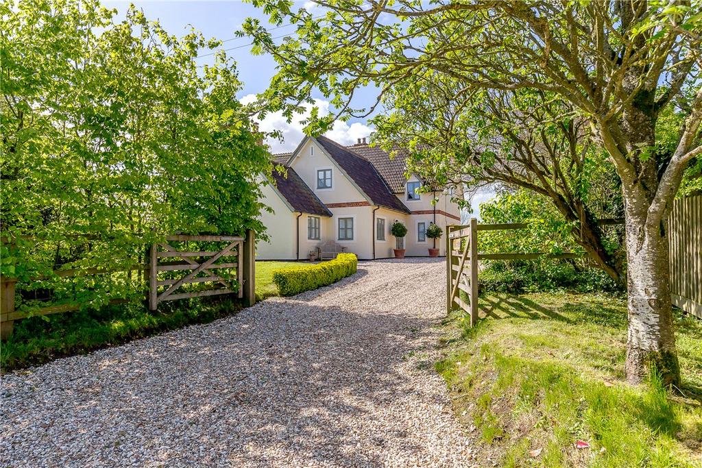 Wood Street, Clyffe Pypard, Swindon... 5 bed equestrian property to