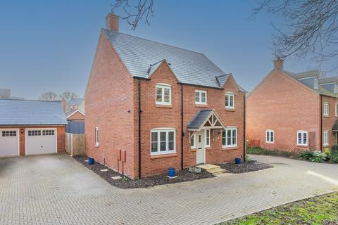 3 bedroom detached house for sale, Bath Meadow, Towcester, Northamptonshire