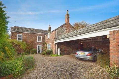 4 bedroom detached house for sale, 18 High Street, Wainfleet St Mary PE24