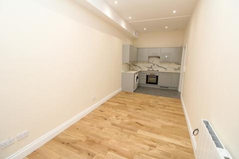 1 bedroom flat to rent, High Street, London, SE20