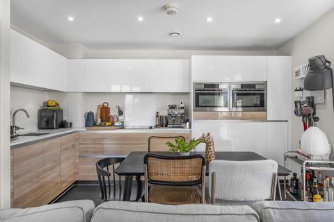 2 bedroom apartment for sale, Devizes Street, London, N1