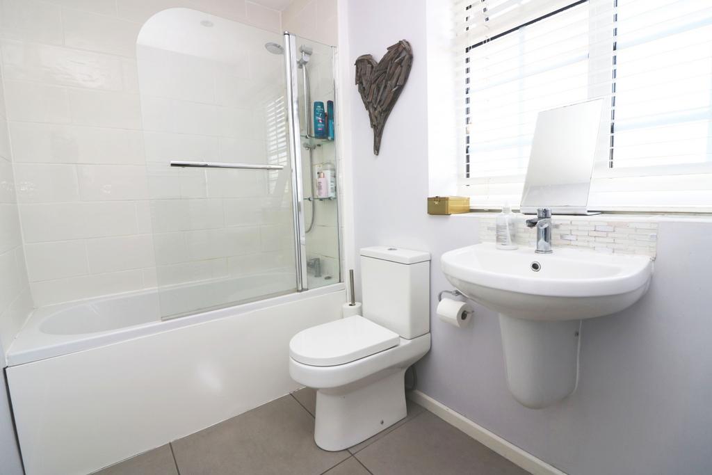 6 Moorfields Close Bath