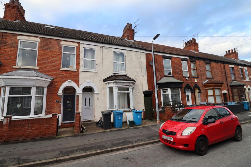 4 Bedroom Mid Terrace HMO    For Sale by Auction
