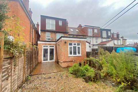36 Welldon Crescent, Harrow, HA1 1QR