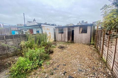 36 Welldon Crescent, Harrow, HA1 1QR