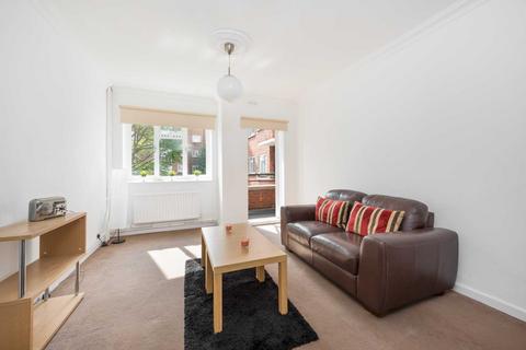 Newtown Court, Newton Street, Queens Town Rd, Battersea, SW11