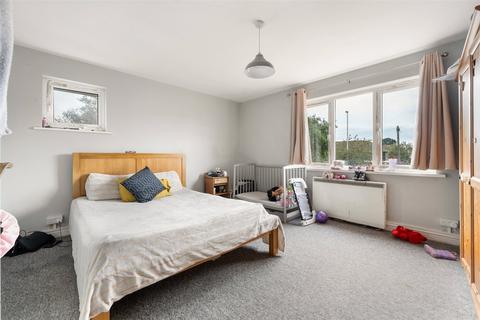 2 bedroom flat for sale, Manor Field Court, Broadwater Road, Worthing, West Sussex, BN14