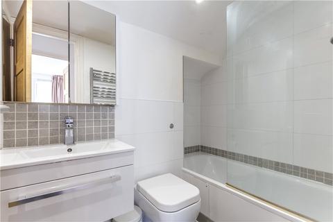 2 bedroom flat for sale, Gloucester Terrace, London, W2