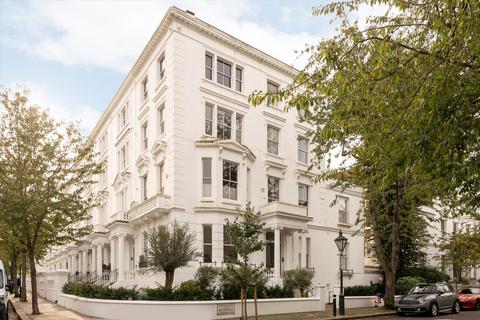 2 bedroom flat for sale, Palace Gardens Terrace, London, W8
