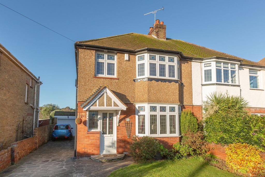 Salisbury Avenue, Broadstairs, CT10 3 bed semidetached house £485,000