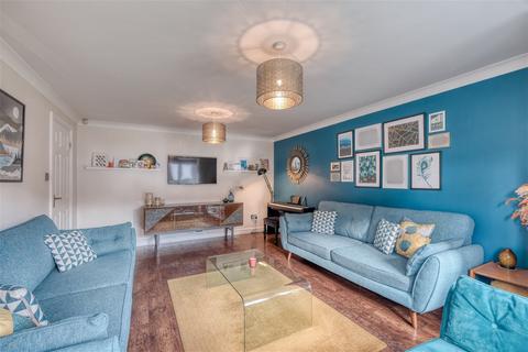 6 Badger Brook Lane, Astwood Bank, Redditch, B96 6EJ