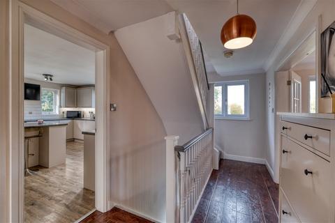 6 Badger Brook Lane, Astwood Bank, Redditch, B96 6EJ