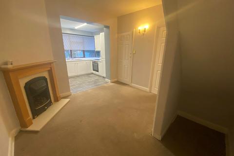 2 bedroom semi-detached house to rent, South Hill Drive, Bingley, West Yorkshire, BD16