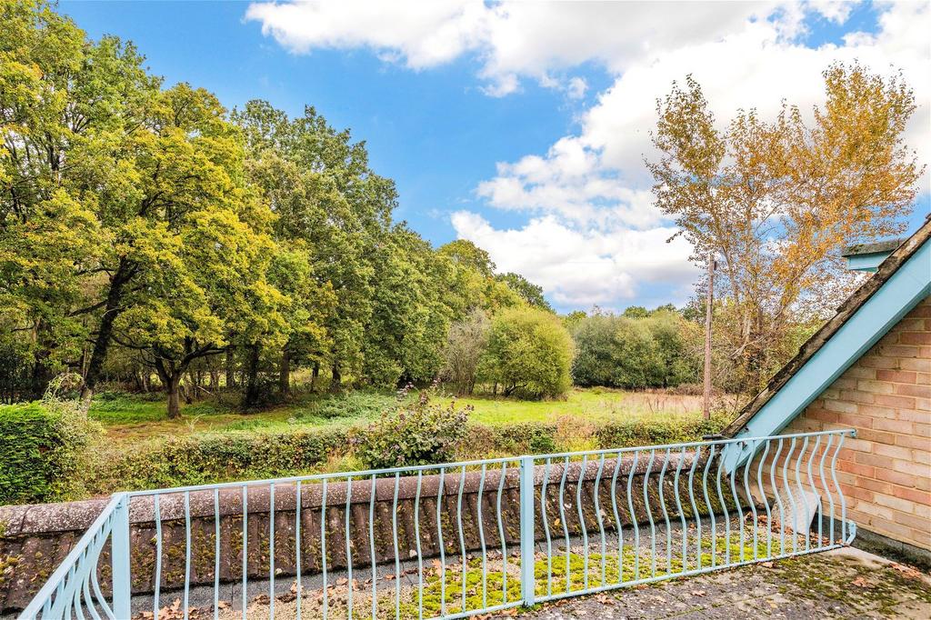 Lingfield Common Road, Lingfield RH7 3 bed semidetached house for sale