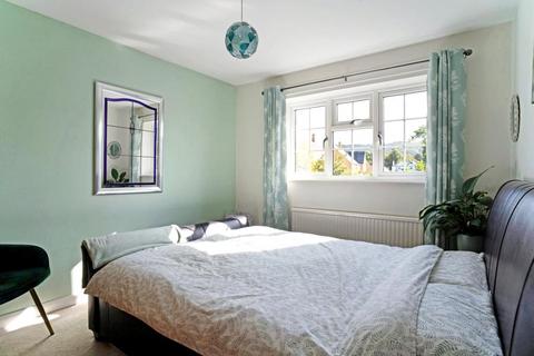 18 Phillips Road, Broadway, WR12 7EY