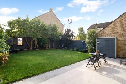 18 Phillips Road, Broadway, WR12 7EY