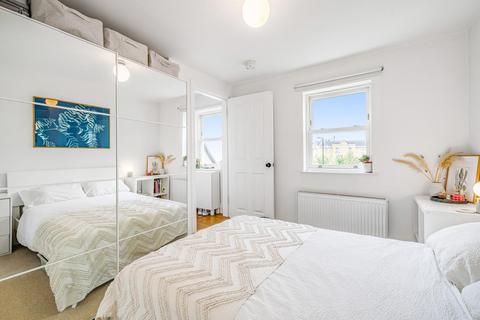 2 bedroom flat for sale, Conyers Road, Streatham