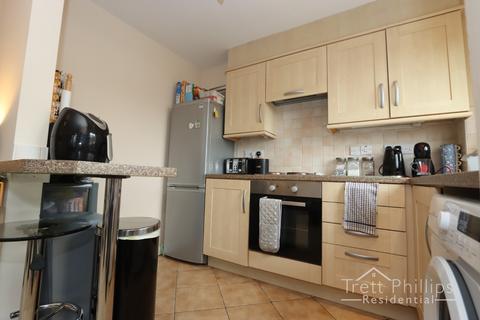 2 bedroom flat for sale - Kingfisher Close, High Street, Stalham, Norwich, Norfolk, NR12 9FA