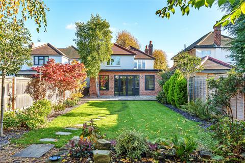 30 Ember Gardens, Thames Ditton, KT7 0LN