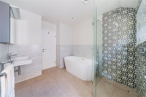 30 Ember Gardens, Thames Ditton, KT7 0LN