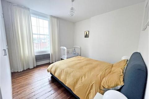 3 bedroom apartment for sale, North End House, Fitzjames Avenue, W14