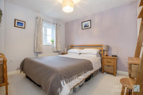 59 Burdock Close, Wymondham, NR18 0YE