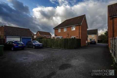 59 Burdock Close, Wymondham, NR18 0YE