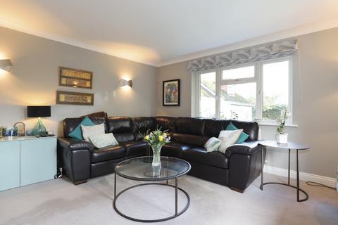 4 bedroom detached house for sale, Lower Buckland Road, Lymington SO41