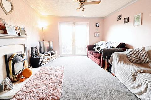 2 bedroom terraced house for sale, Bestwood Lodge Drive, Arnold